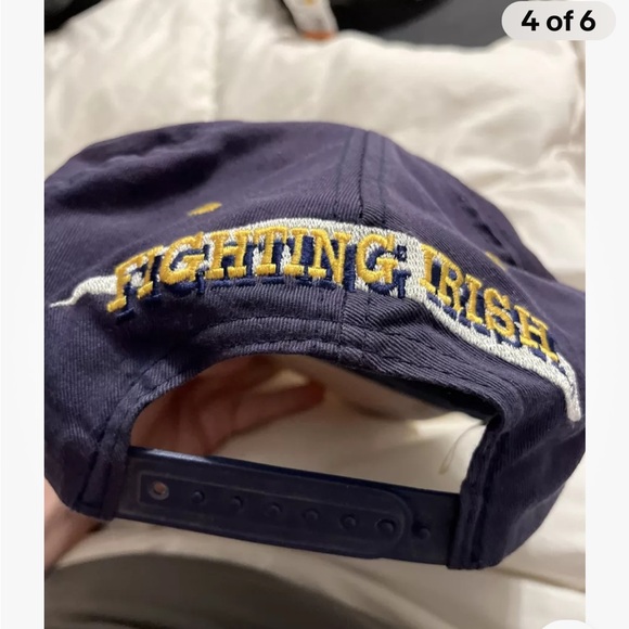 Vintage Notre Dame fighting Irish Script Snapback Hat - Picture 2 of 2